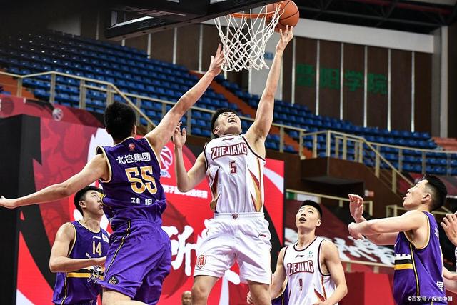 比赛中进行 比赛中进行